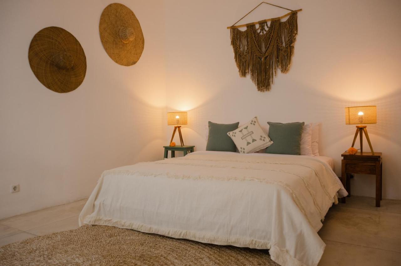 The Bed By The Sea Bed & Breakfast Canggu Dış mekan fotoğraf